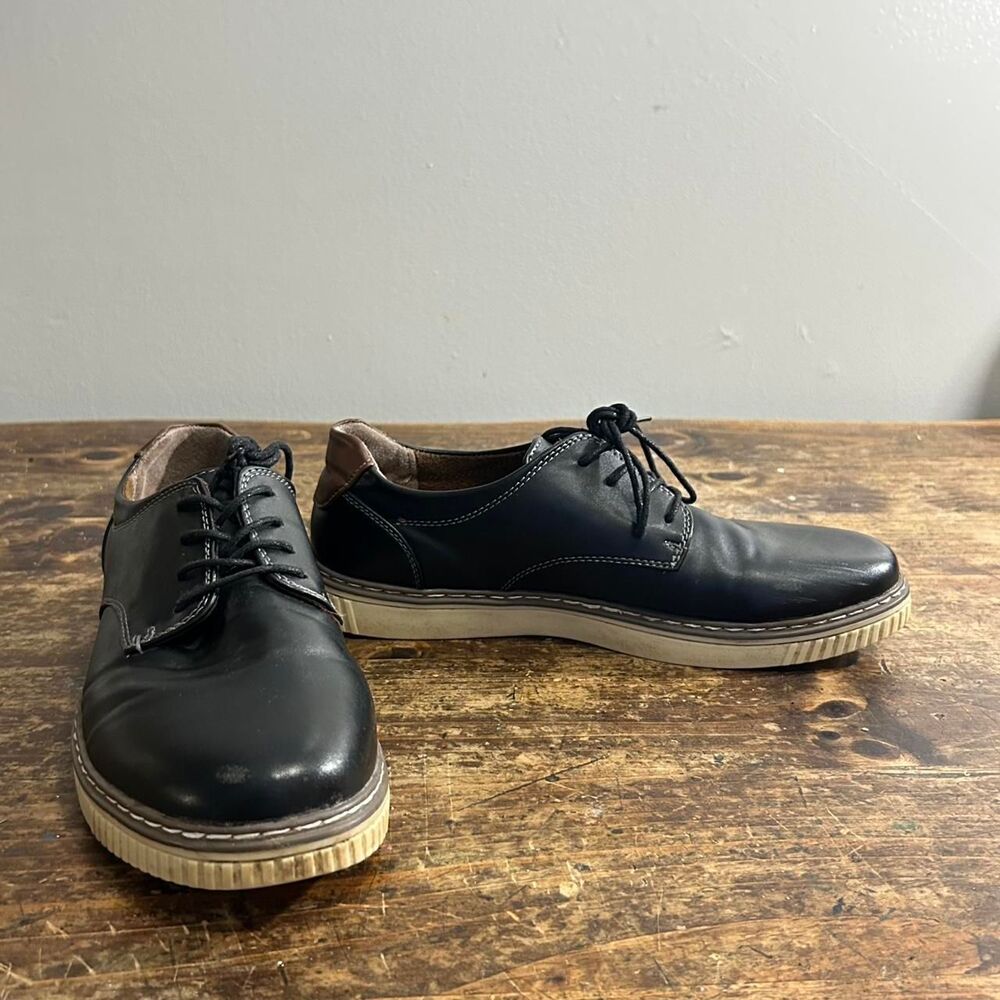 Deer Stags Men's Black Oxfords size 9.5